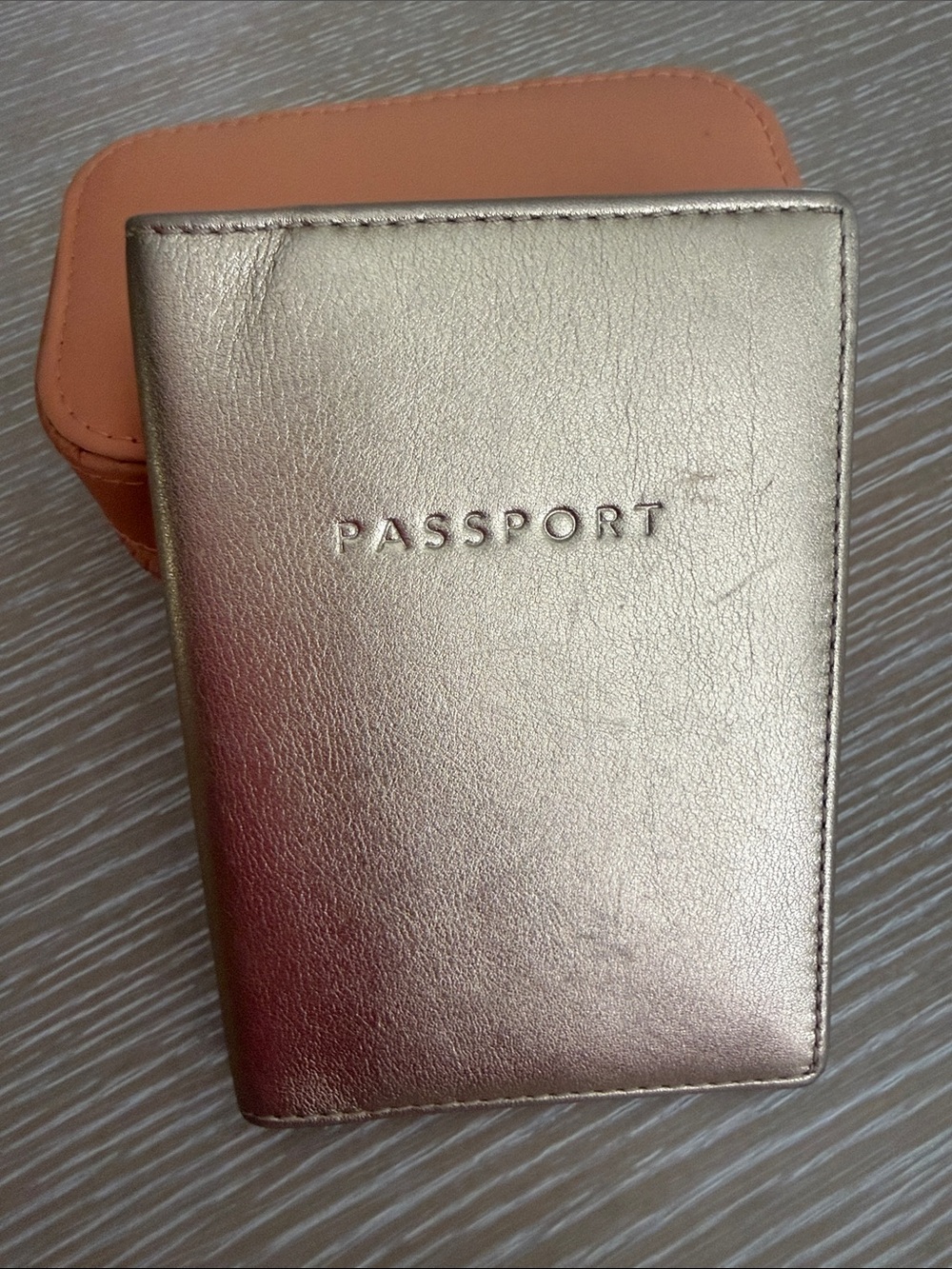 COACH Smooth Leather Gold Passport Cover Passport Holder - Picture 2 of 13